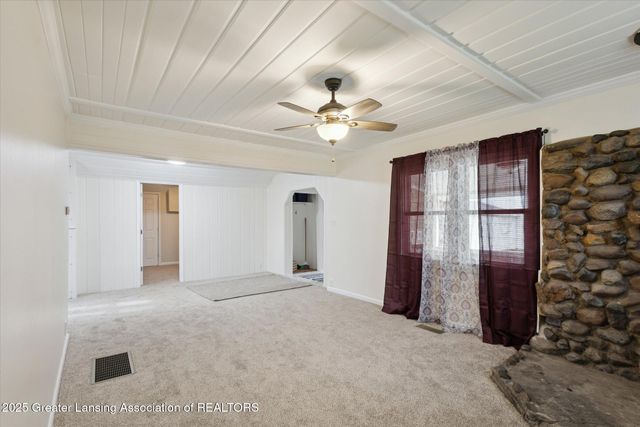 1900 Kaplan Street, Lansing, MI 48917