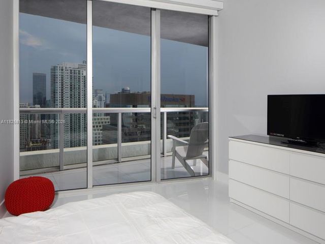 495 Brickell Ave 4205, Miami, FL 33131