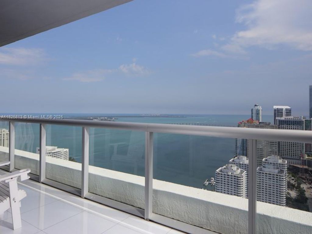 495 Brickell Ave 4205, Miami, FL 33131
