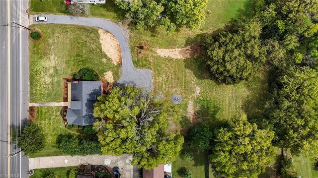 1308 Meadow Road, Eden, NC 27288