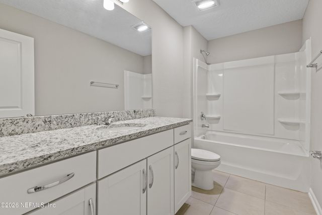 2754 LAUREL FALLS Drive, Green Cove Springs, FL 32043
