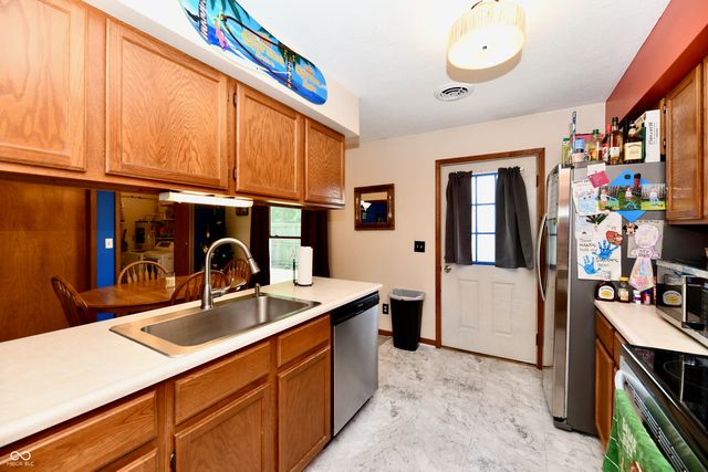 501 Red Fox Run, Arcadia, IN 46030