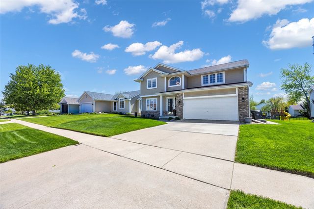 805 71st Street NE, Cedar Rapids, IA 52402