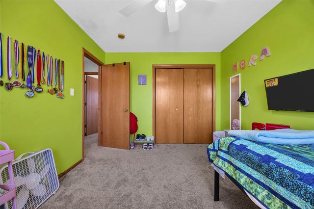 805 71st Street NE, Cedar Rapids, IA 52402