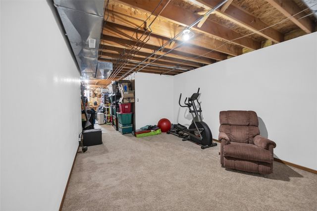 805 71st Street NE, Cedar Rapids, IA 52402