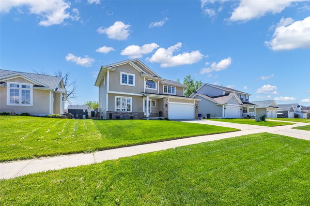 805 71st Street NE, Cedar Rapids, IA 52402