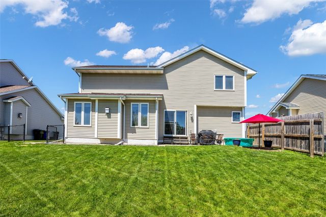 805 71st Street NE, Cedar Rapids, IA 52402