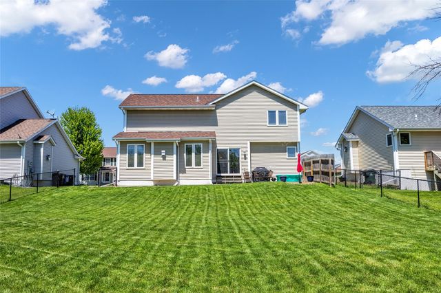 805 71st Street NE, Cedar Rapids, IA 52402
