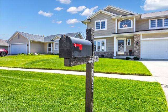 805 71st Street NE, Cedar Rapids, IA 52402