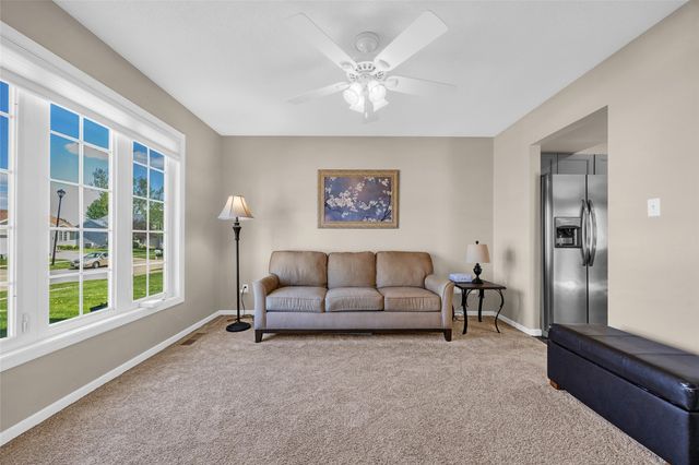 805 71st Street NE, Cedar Rapids, IA 52402