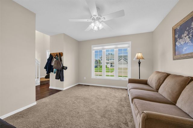 805 71st Street NE, Cedar Rapids, IA 52402