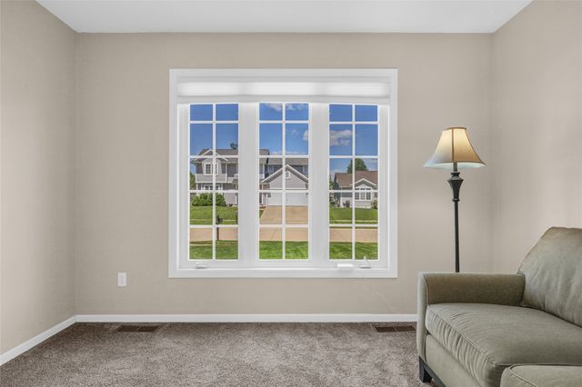 805 71st Street NE, Cedar Rapids, IA 52402