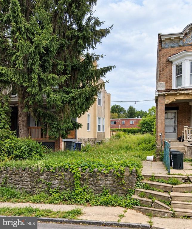 610 E LOCUST AVE, PHILADELPHIA, PA 19144 — photo 2