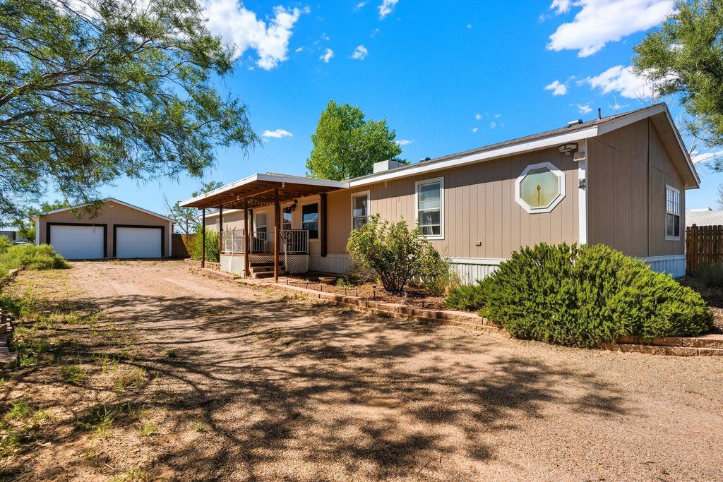 1205 10TH Street NW, Rio Rancho, NM 87124