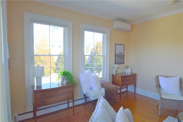 398 Wolcott Avenue 4, Middletown, RI 02842