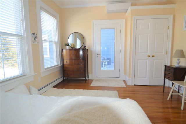 398 Wolcott Avenue 4, Middletown, RI 02842