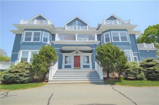 398 Wolcott Avenue 4, Middletown, RI 02842
