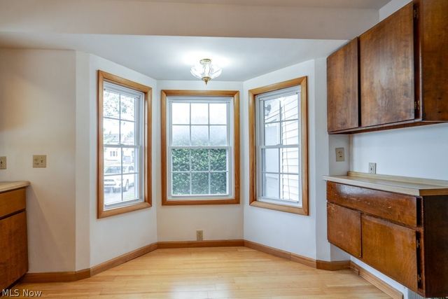 7086 MacKenzie Road, Olmsted Twp, OH 44138