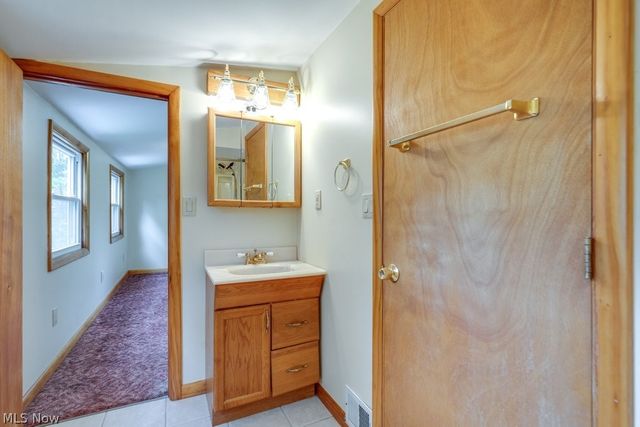 7086 MacKenzie Road, Olmsted Twp, OH 44138