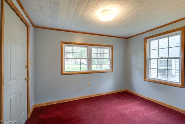 7086 MacKenzie Road, Olmsted Twp, OH 44138