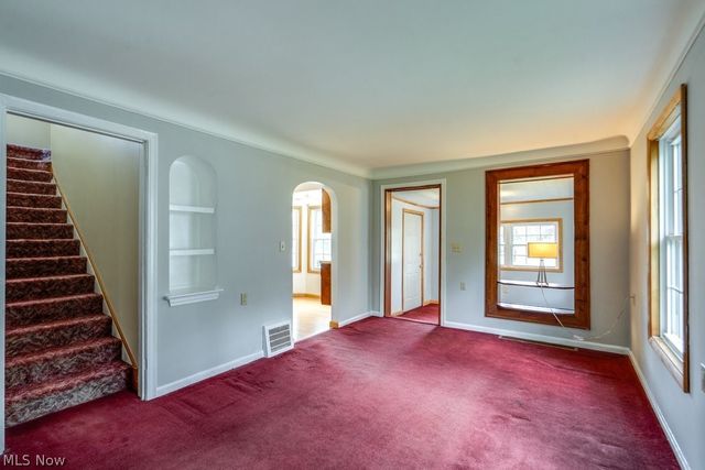 7086 MacKenzie Road, Olmsted Twp, OH 44138