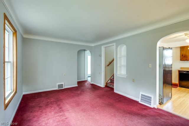 7086 MacKenzie Road, Olmsted Twp, OH 44138
