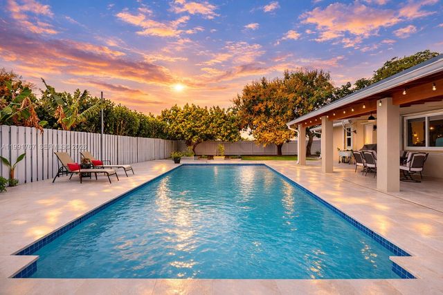 15382 SW 153rd St, Miami, FL 33187