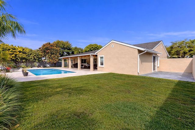 15382 SW 153rd St, Miami, FL 33187