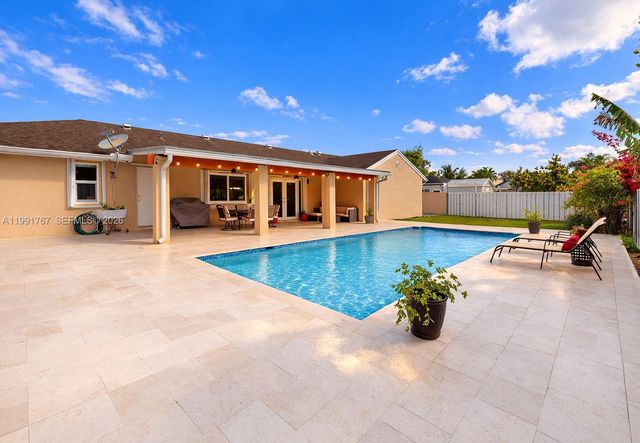 15382 SW 153rd St, Miami, FL 33187