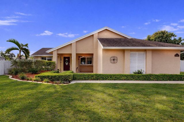 15382 SW 153rd St, Miami, FL 33187