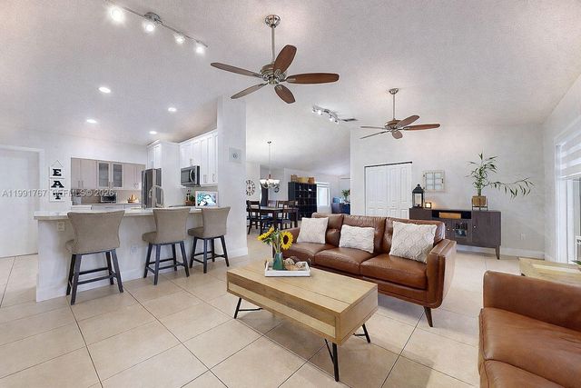 15382 SW 153rd St, Miami, FL 33187