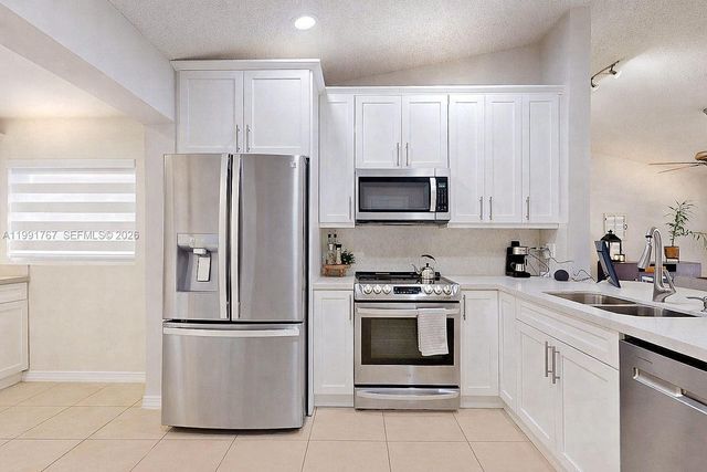 15382 SW 153rd St, Miami, FL 33187