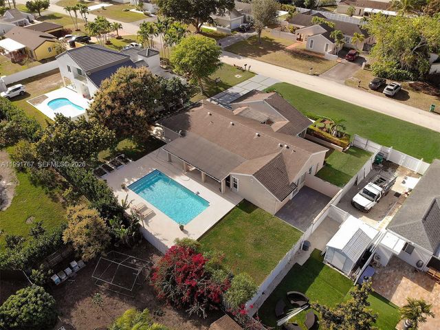 15382 SW 153rd St, Miami, FL 33187