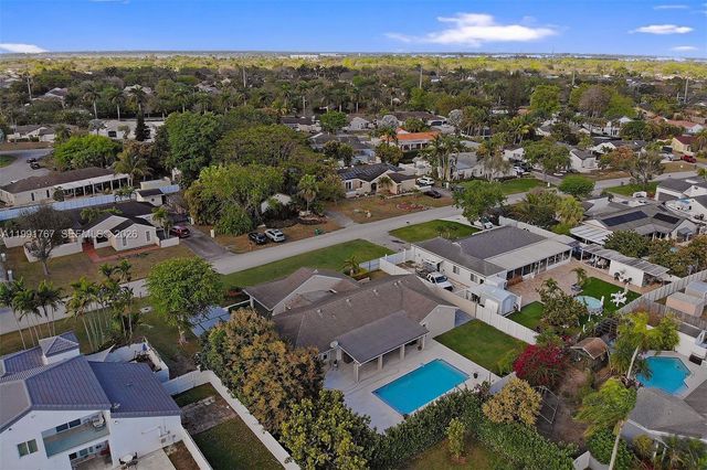 15382 SW 153rd St, Miami, FL 33187