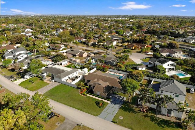 15382 SW 153rd St, Miami, FL 33187