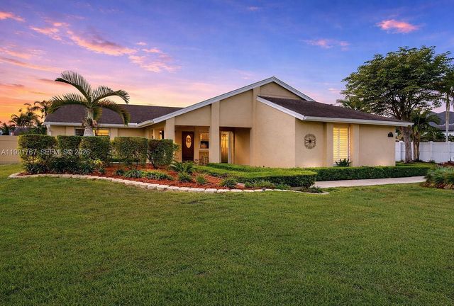 15382 SW 153rd St, Miami, FL 33187