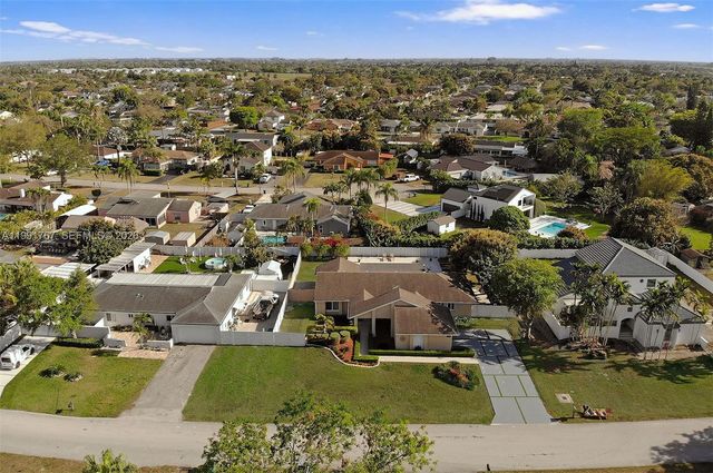 15382 SW 153rd St, Miami, FL 33187