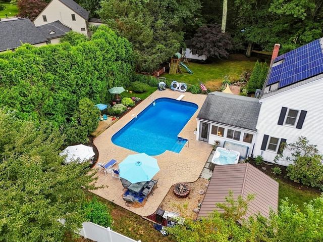 6 Rogers Ave, Marlborough, MA 01752