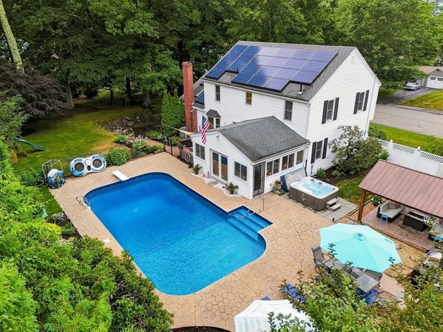 6 Rogers Ave, Marlborough, MA 01752