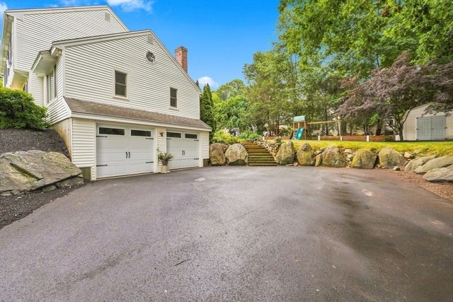 6 Rogers Ave, Marlborough, MA 01752