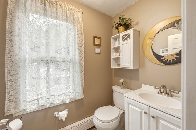 6 Rogers Ave, Marlborough, MA 01752