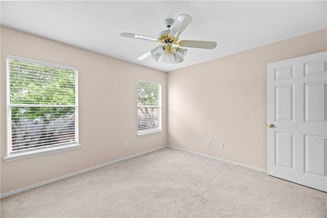 6414 Avignon St, Corpus Christi, TX 78414