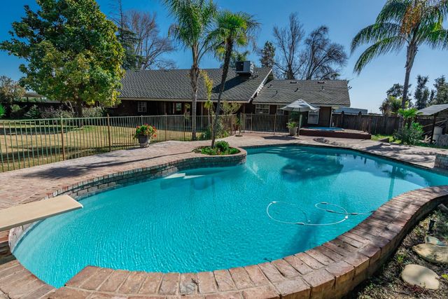 7176 E Butler Avenue, Fresno, CA 93737