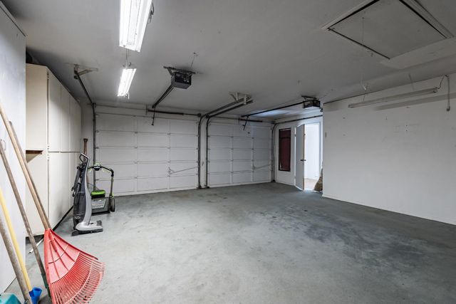 7176 E Butler Avenue, Fresno, CA 93737