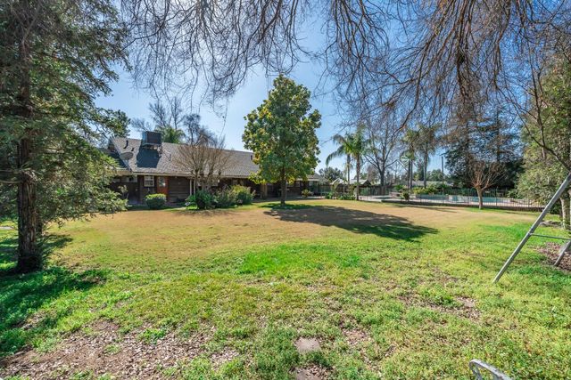 7176 E Butler Avenue, Fresno, CA 93737