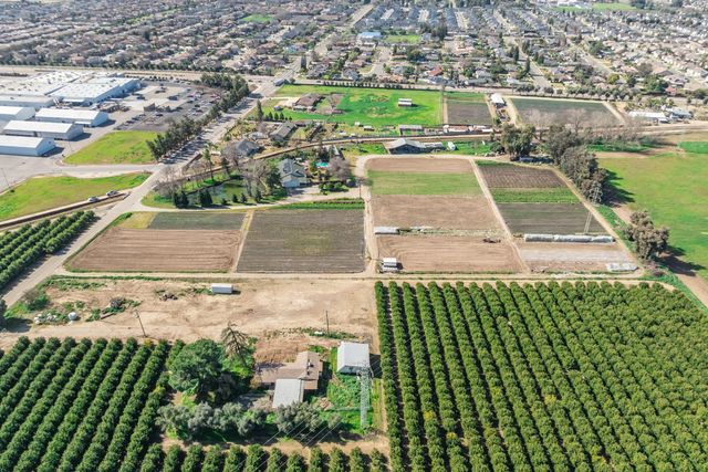 7176 E Butler Avenue, Fresno, CA 93737