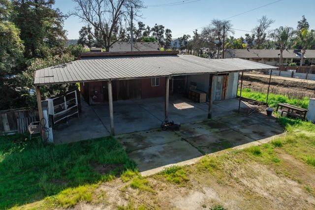 7176 E Butler Avenue, Fresno, CA 93737