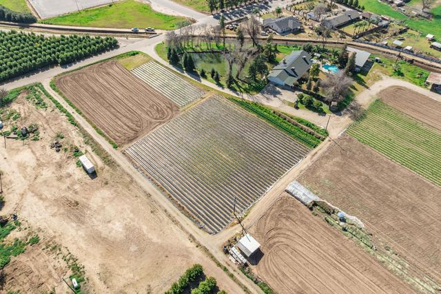 7176 E Butler Avenue, Fresno, CA 93737