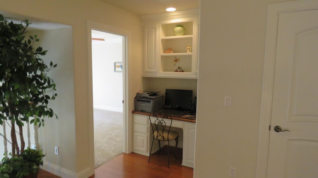Image 20 of property listing at 15641 Oak Drive, Kerman, CA 93630