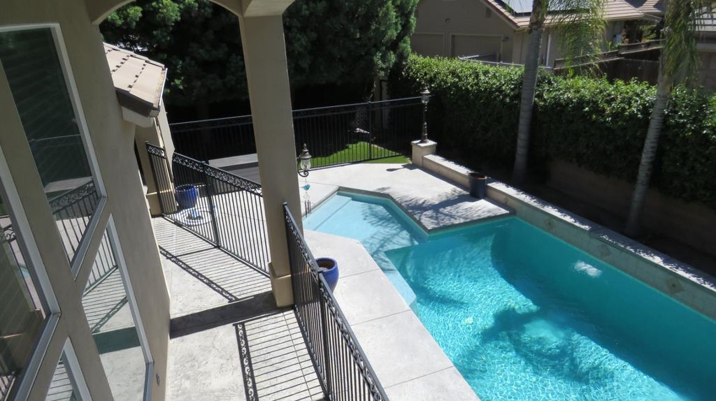 Image 28 of property listing at 15641 Oak Drive, Kerman, CA 93630